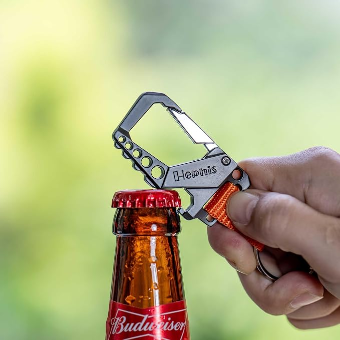 Hephis Skull Heavy Duty Key Chain,Car Emergency Escape Tool, Seat belt Cutter,Bottle Opener,Carabiner Car Key Chains