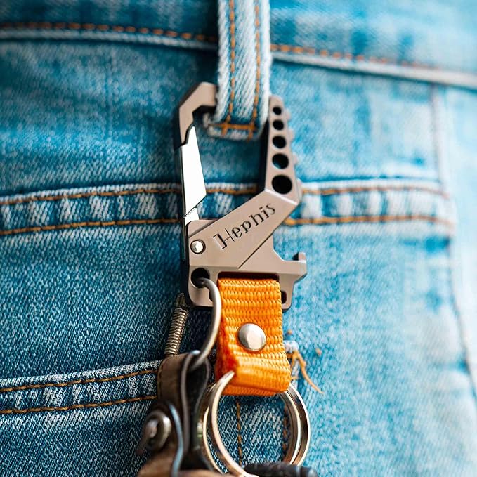 Hephis Skull Heavy Duty Key Chain,Car Emergency Escape Tool, Seat belt Cutter,Bottle Opener,Carabiner Car Key Chains